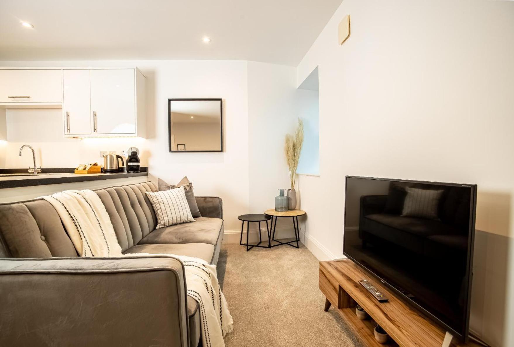 1-bed With Wifi & Full Kitchen Included Torquay