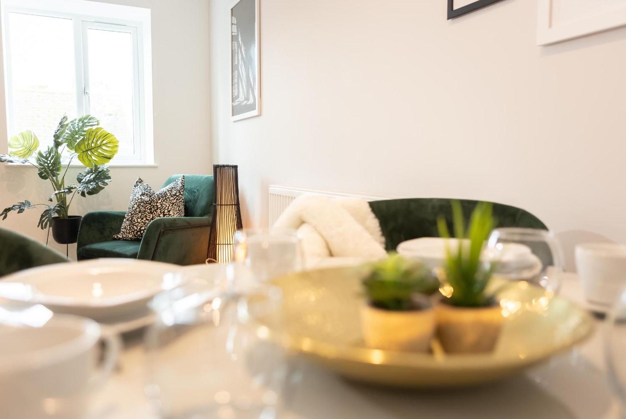1-bed With Wifi & Full Kitchen Included Torquay